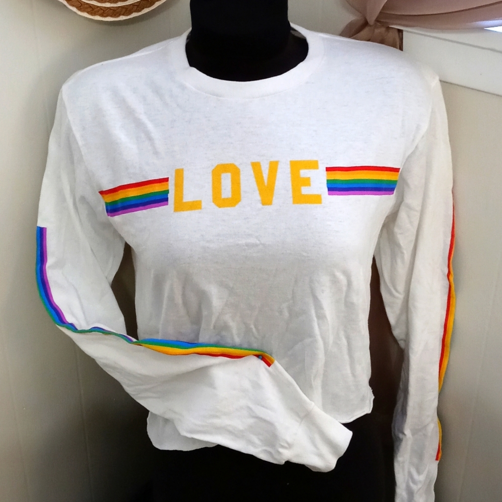 Ladies top - Picture 2 of 4